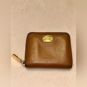 Michael Kors pebbled wallet